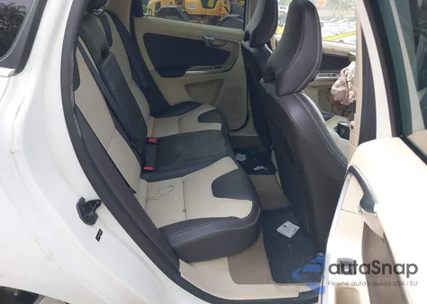 2012 Volvo Xc60 3.2/3.2 Platinum/3.2 Premier/3.2 Premier Plus z USA, uszkodzony, nr VIN YV4940DZXC2323904